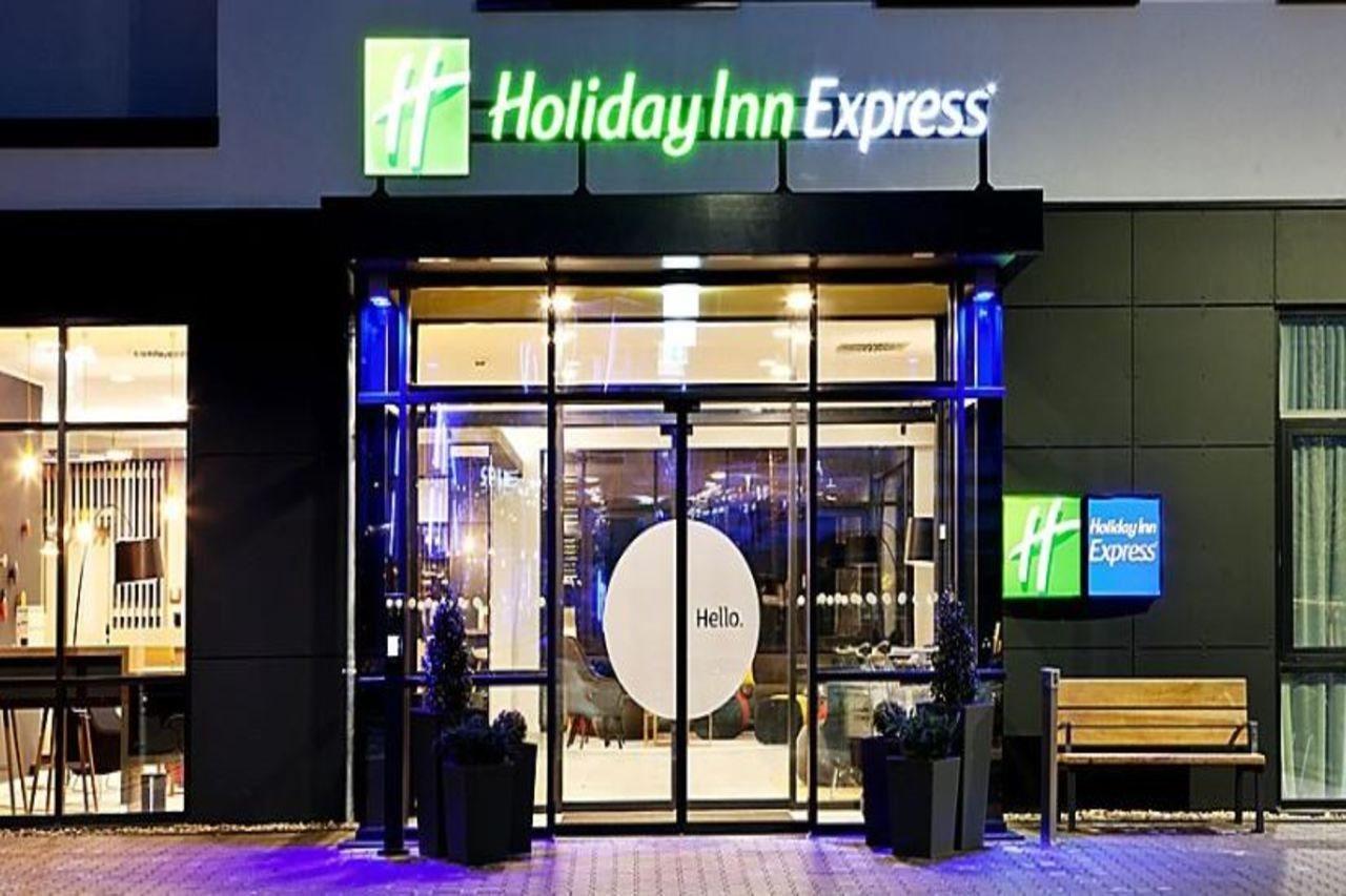 Holiday Inn Express - Sindelfingen By Ihg Exterior foto
